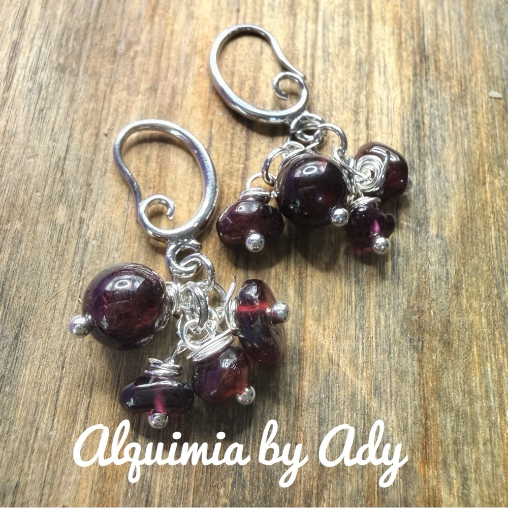 Silver and Dark Red garnet Earrings
